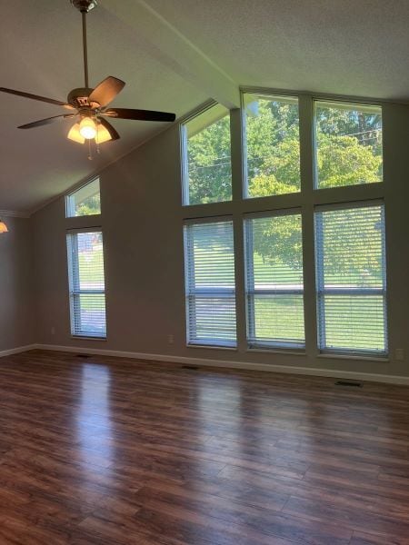 Building Photo - Awesome Farragut Location 3bd/2bath Ranch