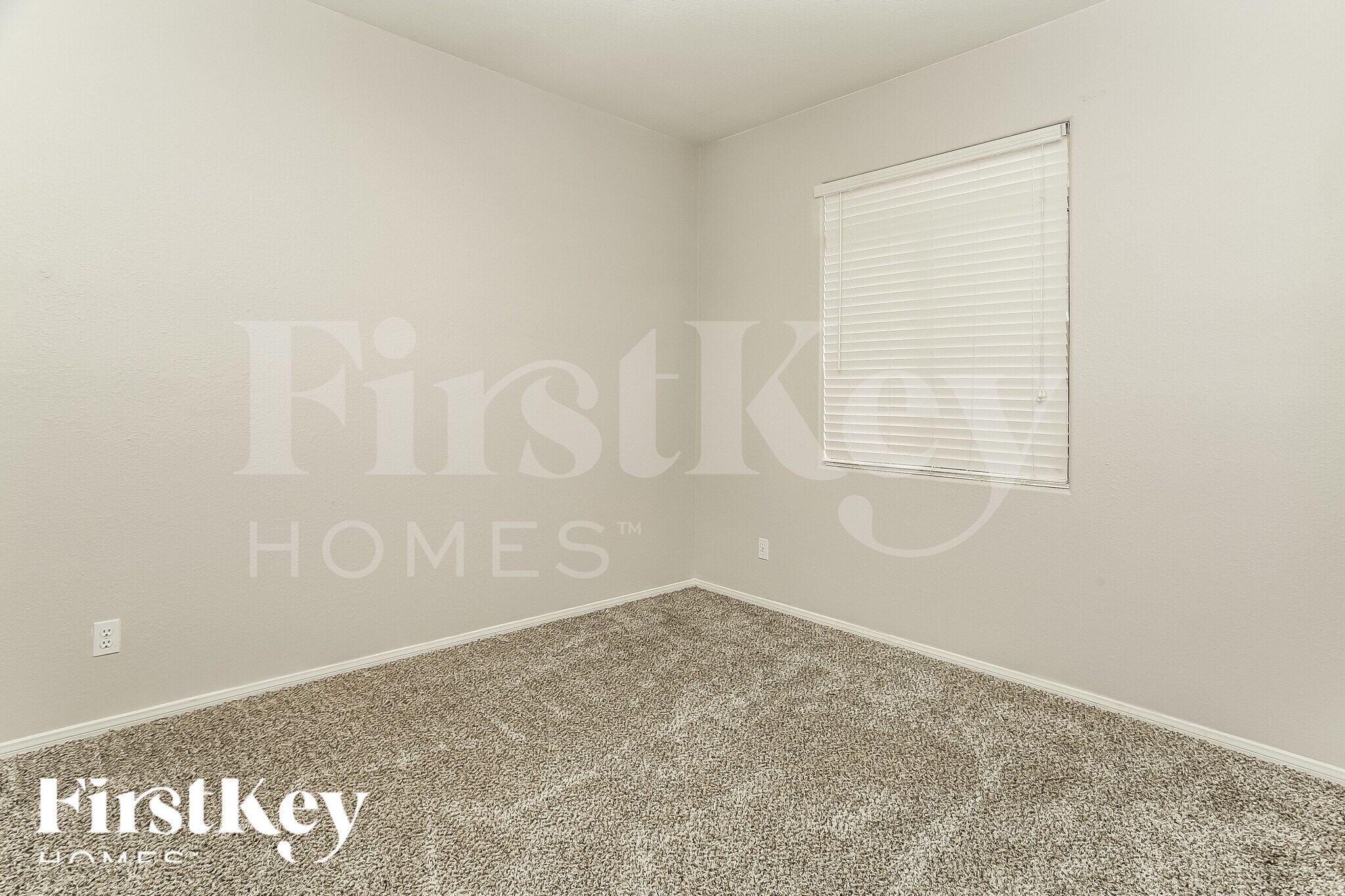 Building Photo - 4405 Vogue St