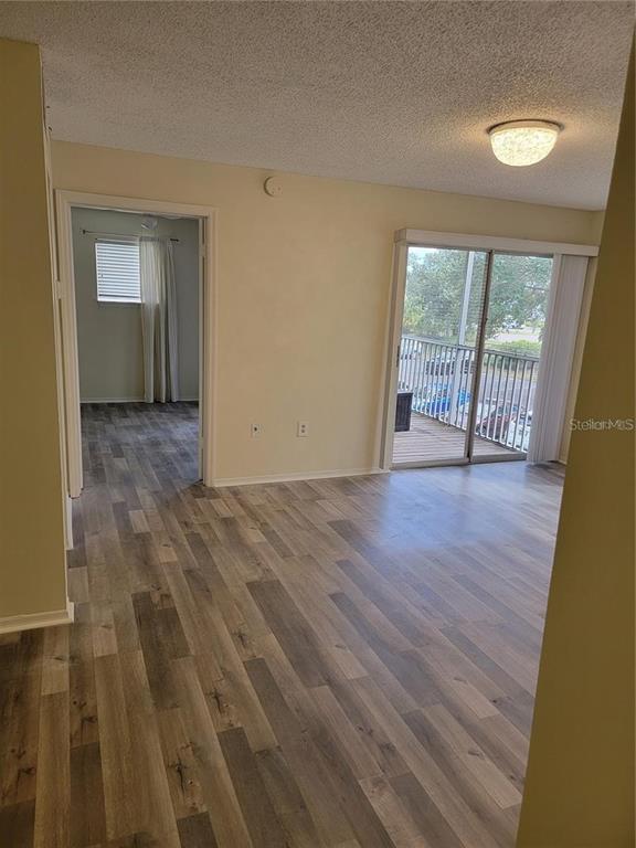 Building Photo - 4211 Chatham Oak Ct