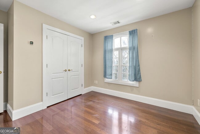 Building Photo - 119 Chattahoochee Winds