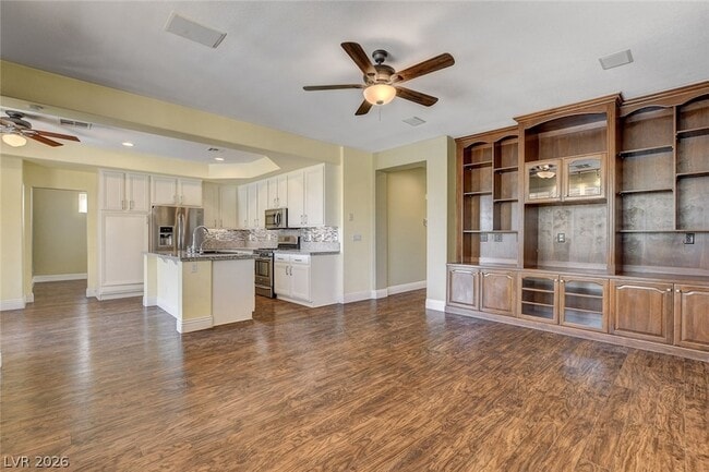 Building Photo - 408 Silver Prairie Ct