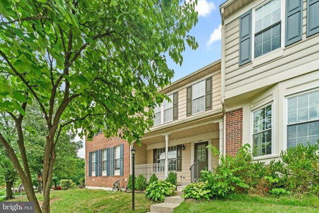 Building Photo - 6008 Bingley Rd