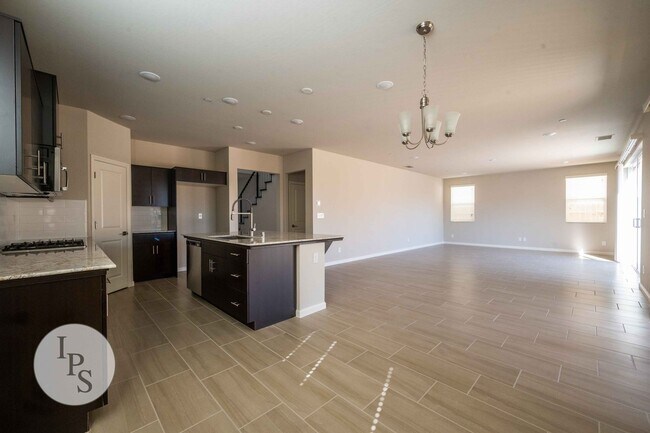 Building Photo - Brand New Clovis Home, 4BR/3BA, With Solar...