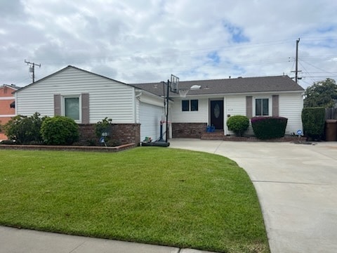 Building Photo - 624 W Woodcrest Ave