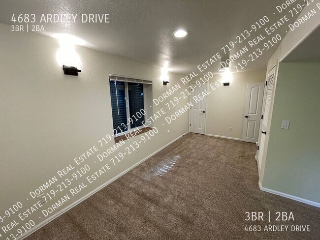 Building Photo - 4683 Ardley Dr