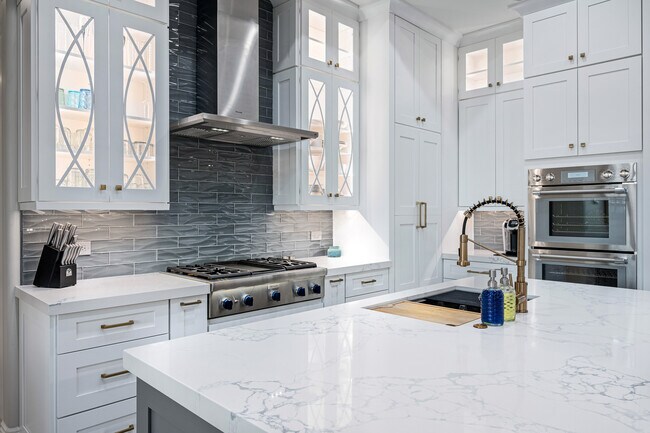 Building Photo - 12131 E Cloud Rd