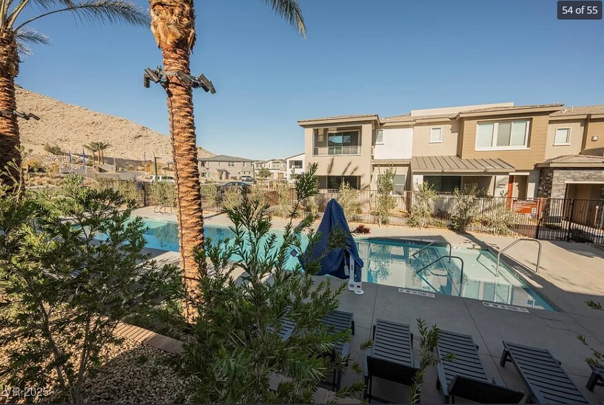 Building Photo - 2487 Altitude St