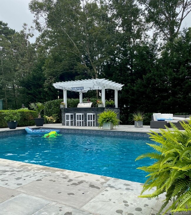 Building Photo - 15 Blueberry Ln