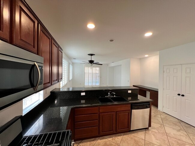Building Photo - 50342 San Capistrano Dr