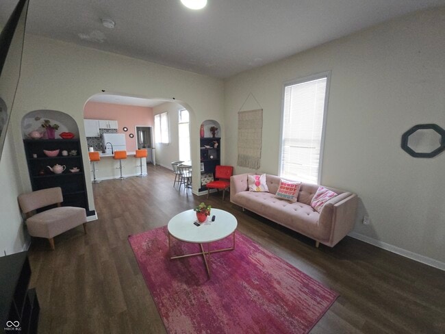 Building Photo - 1728 N Delaware St