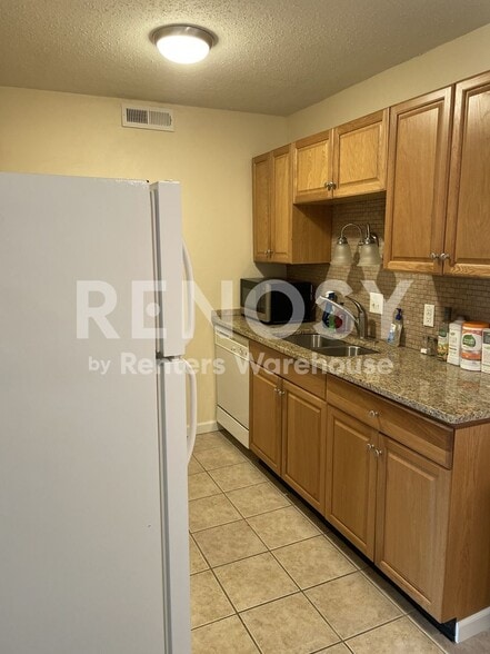 Building Photo - 1464 Hawks Nest Ct