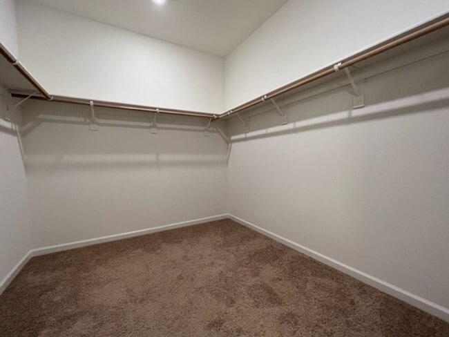 Building Photo - 616 Pipa Ln