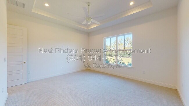 Building Photo - 111 Carousel Dr