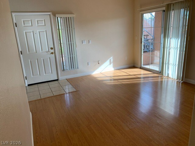 Building Photo - 424 Pine Haven St