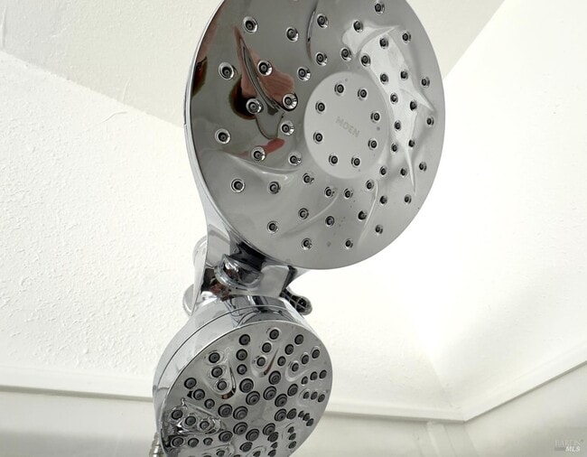 Building Photo - 16060 39th Ave