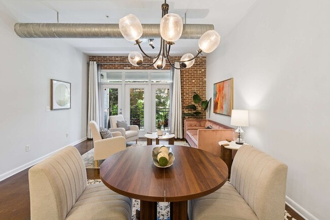 Building Photo - Stylish 1/1 Condo in Inman Park, Right on the ATLBeltLine!