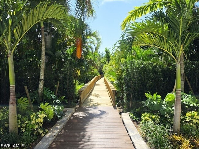 Building Photo - 5550 Heron Point Dr