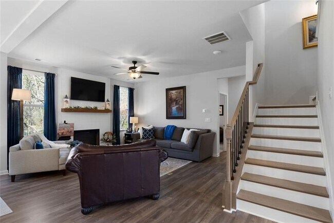 Building Photo - 29 Laurelwood Ln