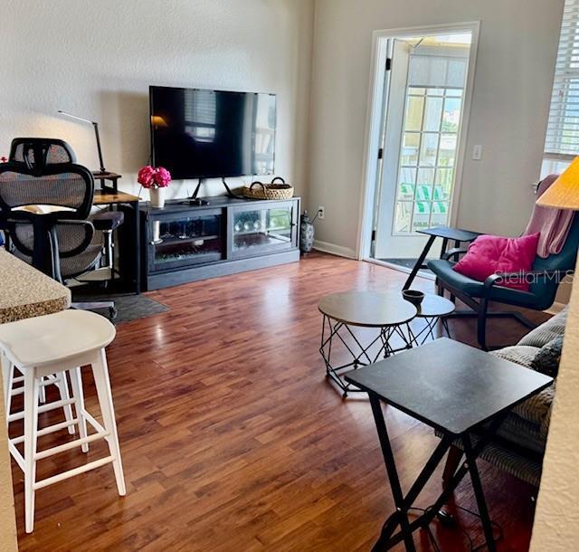 Building Photo - 860 N Orange Ave