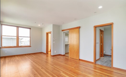 Building Photo - 410 S 6th Ave