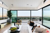 Building Photo - 7866 Fareholm Dr