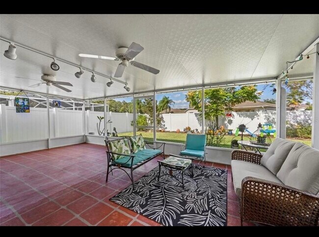 Building Photo - 3703 Golden Eagle Dr