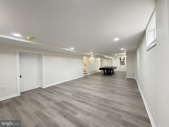 Building Photo - 7629 Huron Dr