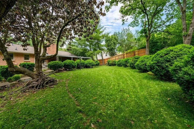 Building Photo - Nice 4BR Home in Perfect Location