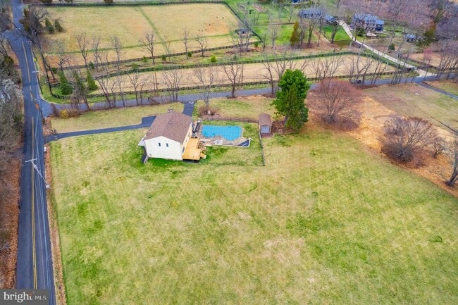 Building Photo - 3554 N Sugan Rd