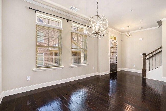Building Photo - 612 Luckett Ct