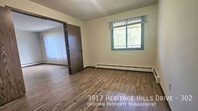 Building Photo - 3917 Heritage Hills Dr