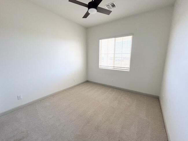 Building Photo - 4Bed/2Bath House in Rio Verde! $199 MOVE-I...