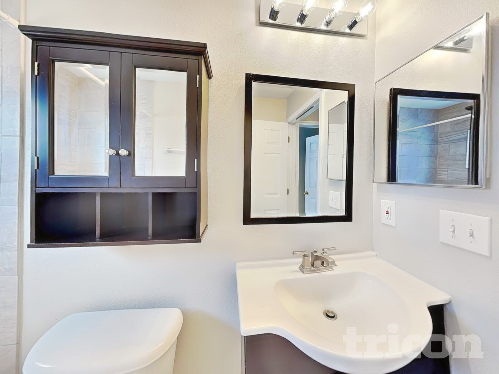 Building Photo - 533 Scarlet Maple Ct