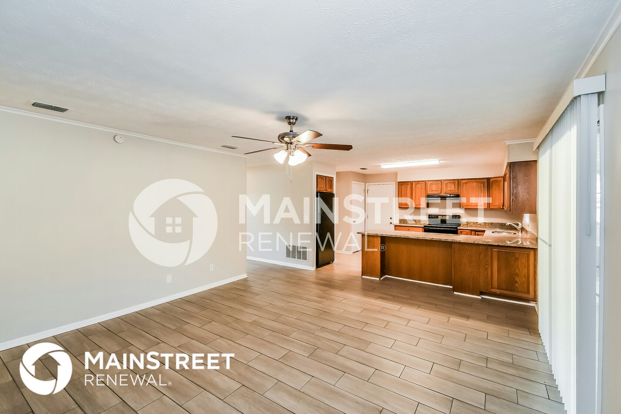 Building Photo - 1113 Grove Park Dr S