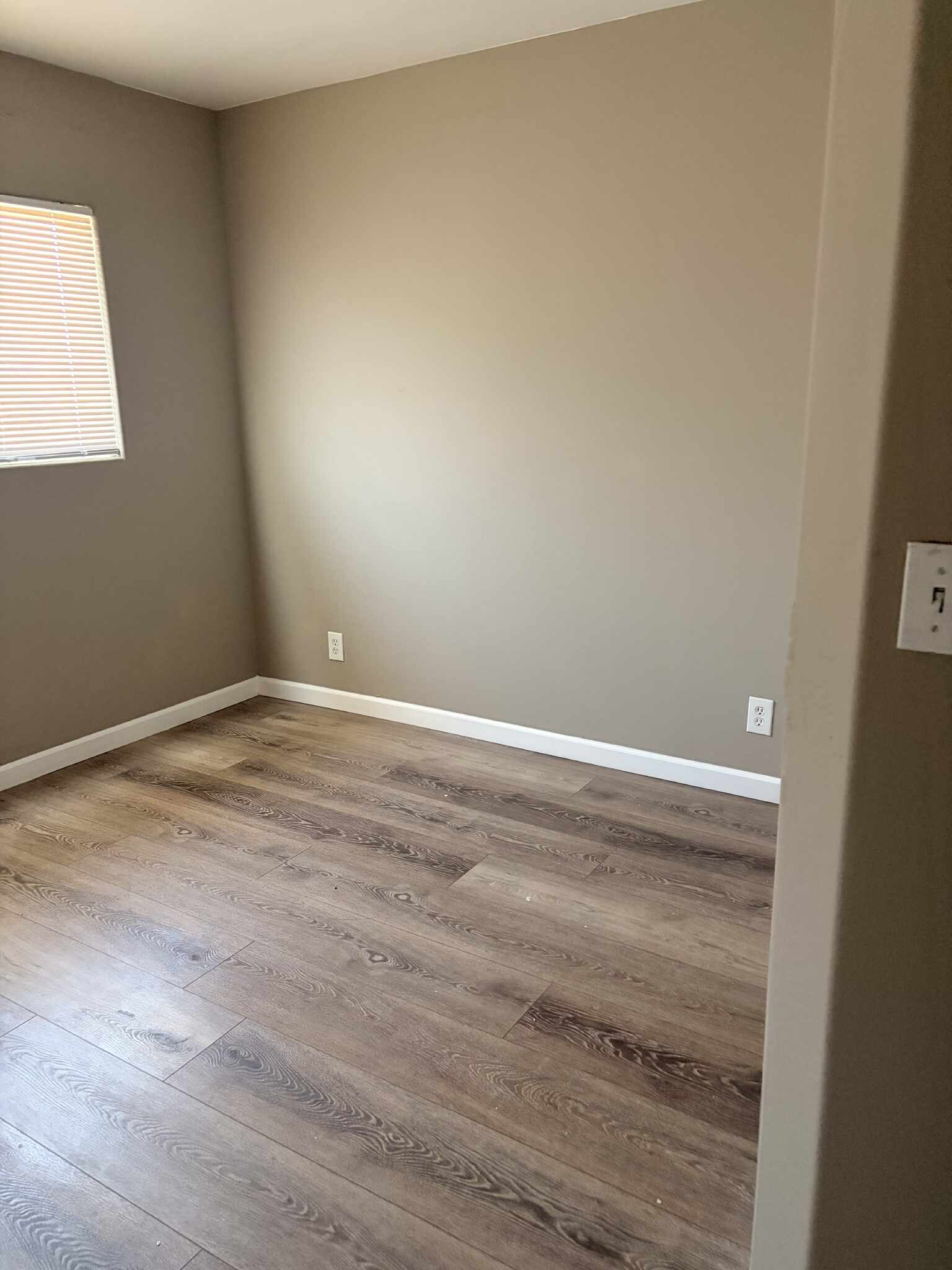 Building Photo - 730 S Haley St