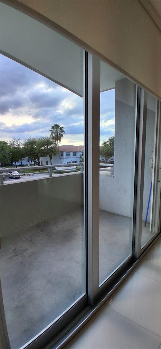 Building Photo - 7875 NW 107th Ave
