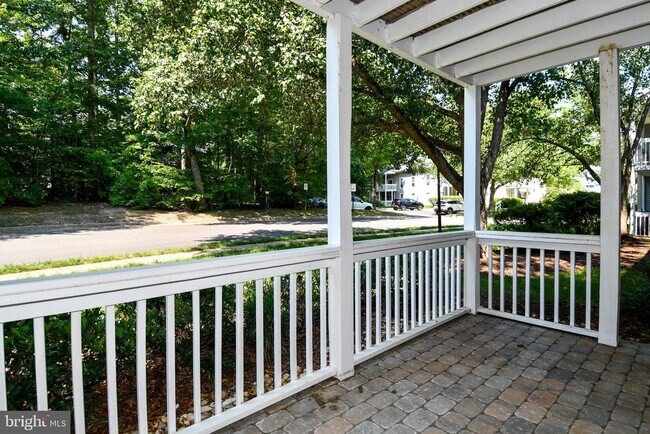 Building Photo - 11944 Cardamom Dr