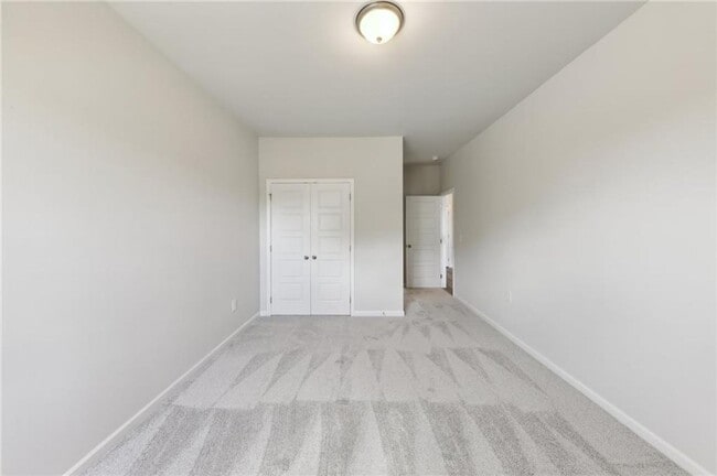 Building Photo - Welcome to Overlook at Marina Bay: Luxury and Comfort Combined