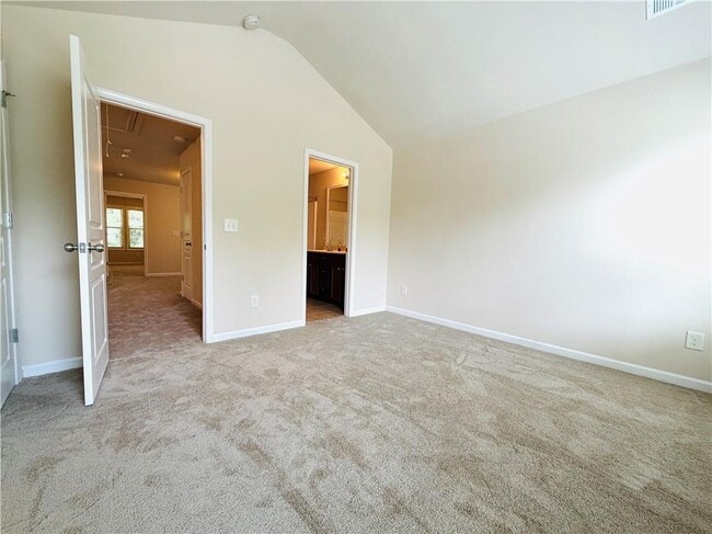 Building Photo - 6215 Crested Moss Dr