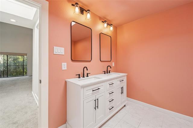 Building Photo - 3618 Gillespie St