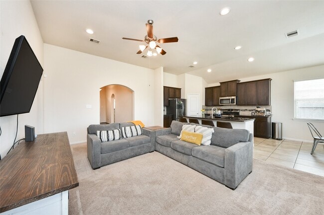 Building Photo - 1640 Canchola Ln