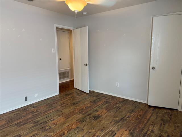 Building Photo - 121 Mill St