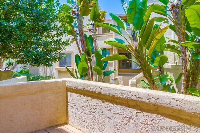 Building Photo - 3268 Via Marin