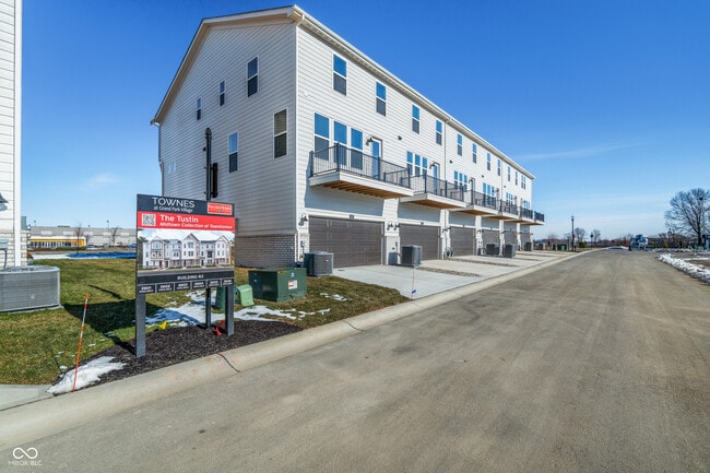 Building Photo - 414 Elite St