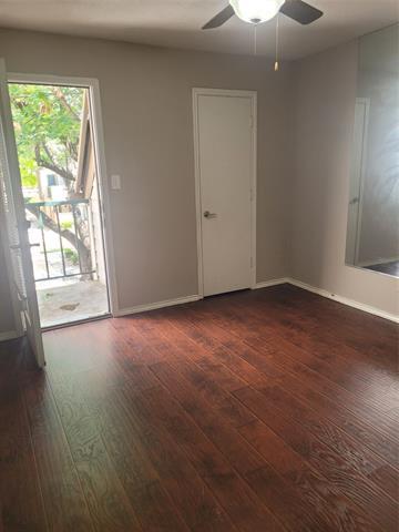 Building Photo - 2311 Balsam Dr