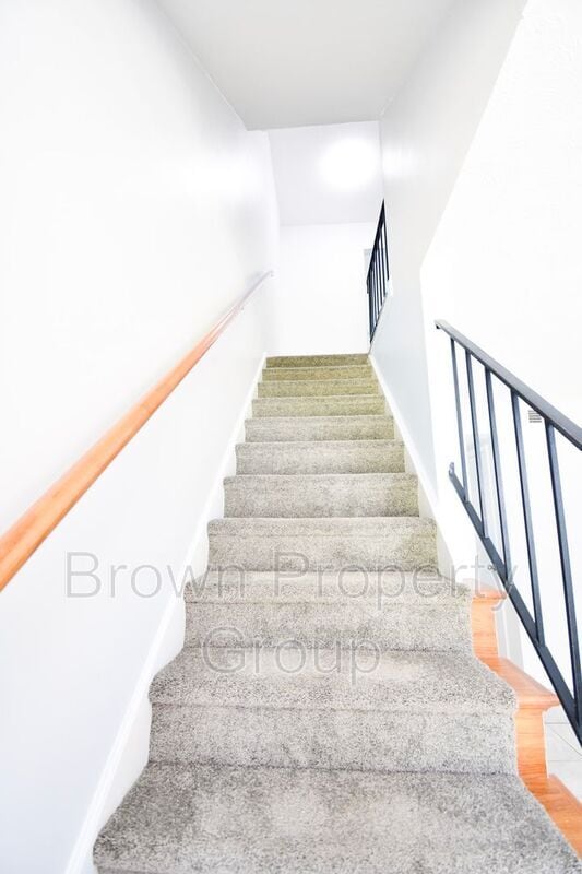 Building Photo - 2123 Grand Prix Dr