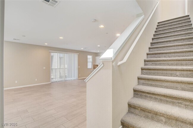 Building Photo - 11302 Kraft Mountain Ave