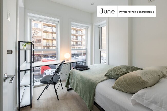 Building Photo - 2147 P St NW