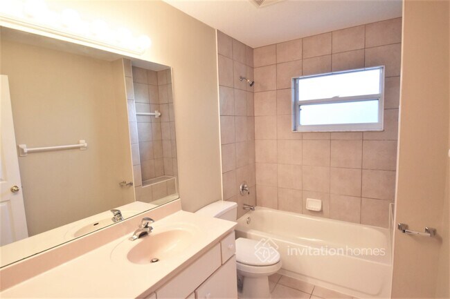 Building Photo - 434 Pendrey Dr