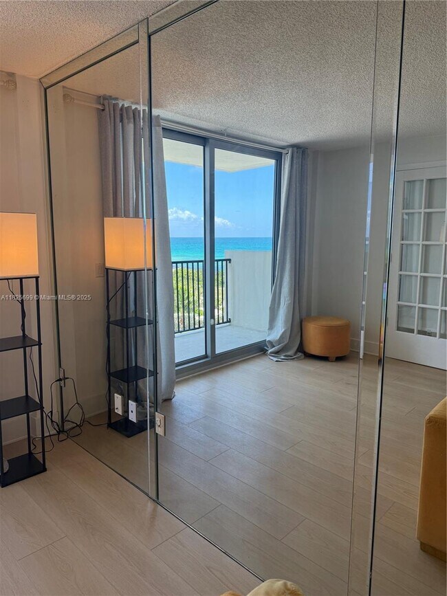 Building Photo - 9273 Collins Ave
